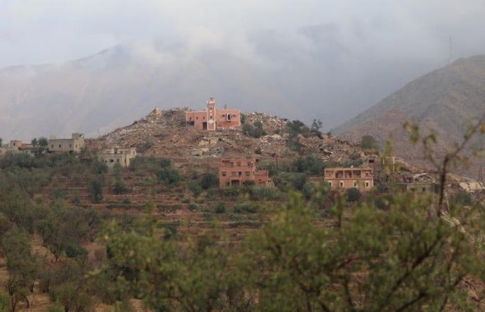 Details of the earthquake with three Naqoub