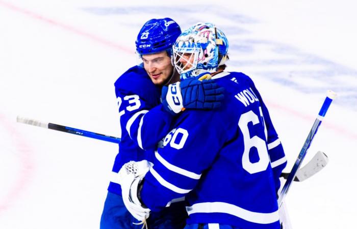 The leafs win the first match against the panthers, but lose Stolarz
