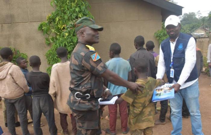 The army gives the civil society of Beni 18 ex-hostages and children out of armed groups