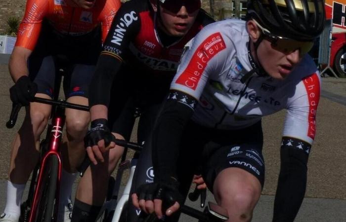 Cycling. On the peace race, Alex Doltaire will wear the jersey of the French team.