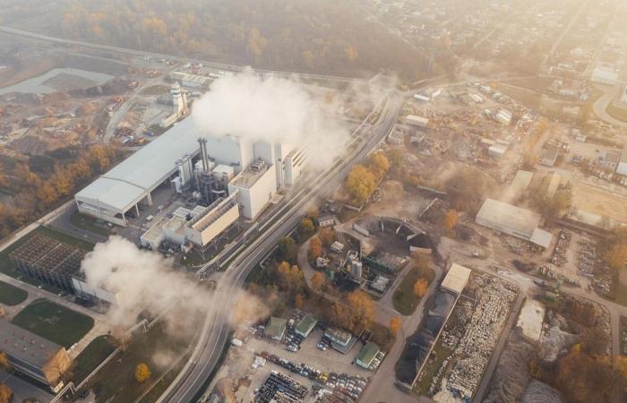 Giant vacuum cleaners to improve air quality? Japanese engineers create an amazing device!