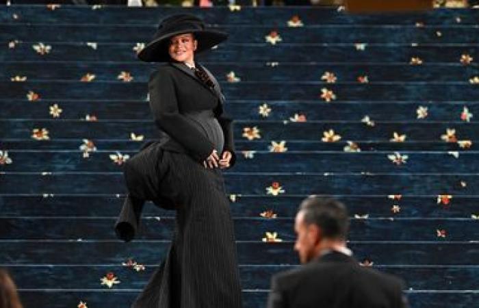 At the famous Met Gala, singer Rihanna and rapper A $ ap Rocky reveal that they are waiting for a third child