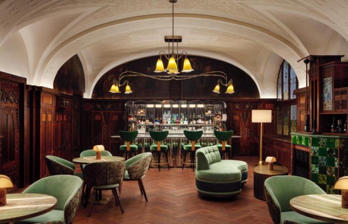 Our opinion on W Prague, rebirth of a historic palace in the Czech capital