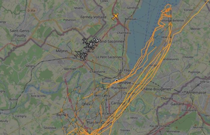 Geneva: an army helicopter crosses Geneva