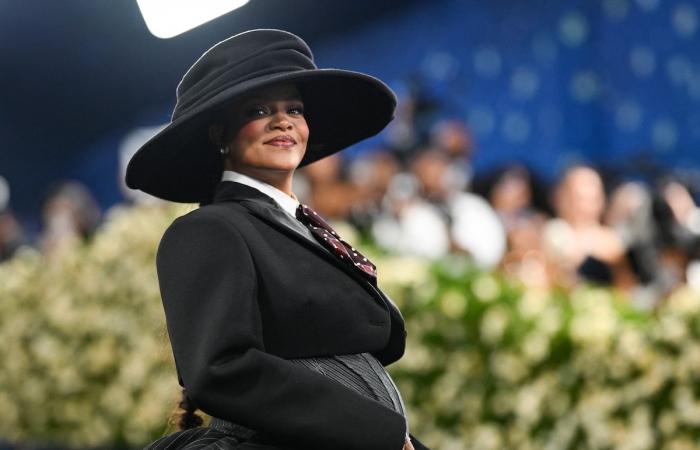 Surprise at Met Gala: Rihanna reveals her rounded belly, she is pregnant with her third child with Asap Rocky (photos)