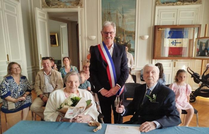 Marie-Antoinette and Jacques were repeated “yes” in this town hall in Côtes-d’Armor