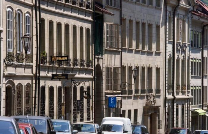 Friborg: prefectures presented as “local authority”