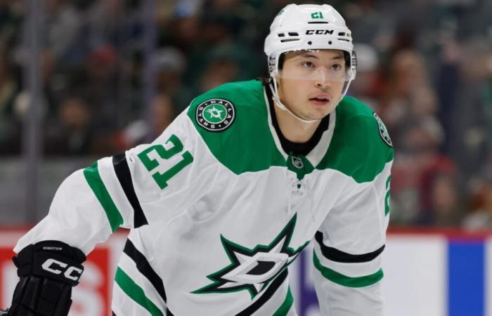 Stars: Robertson back from match no 1?