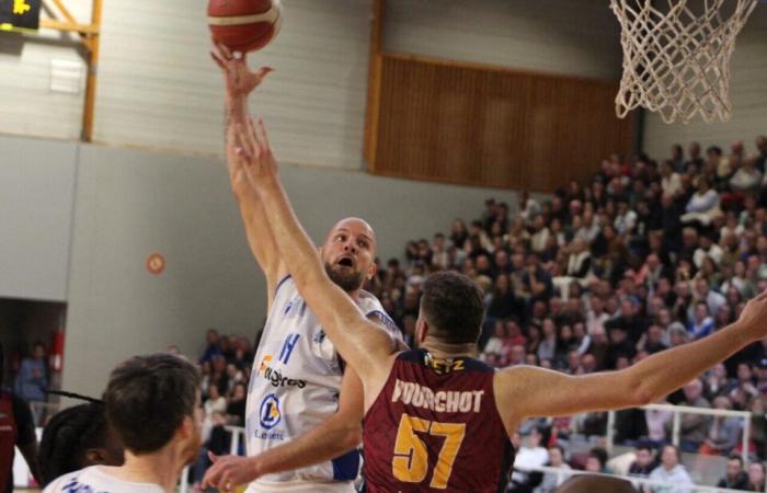 Fougères does the work against Metz and keeps his chances of support