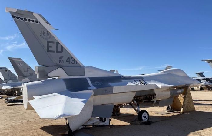 F-16 pieces for Ukraine!