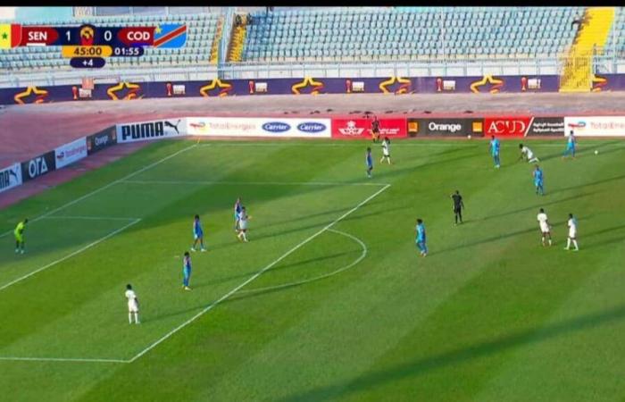 Senegal leads to the break facing the DRC (1-0)