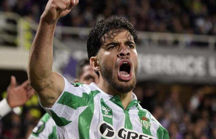 Summary, goals and result of Fiorentina-Real Betis of the Conference League