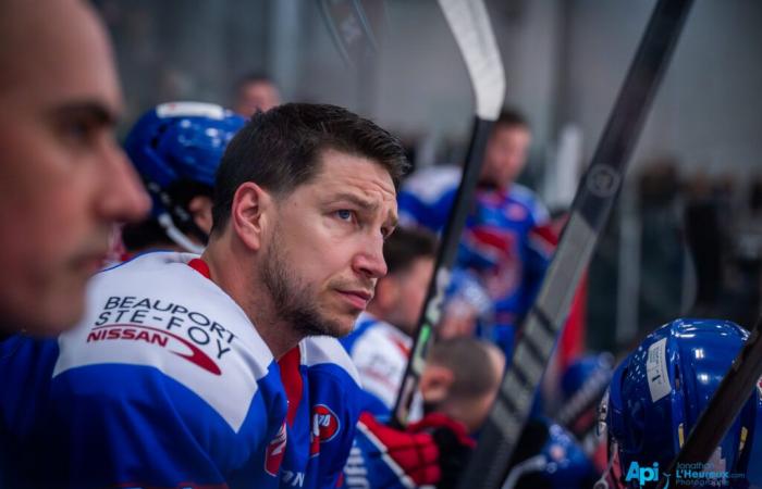 Alexandre Picard retires a player