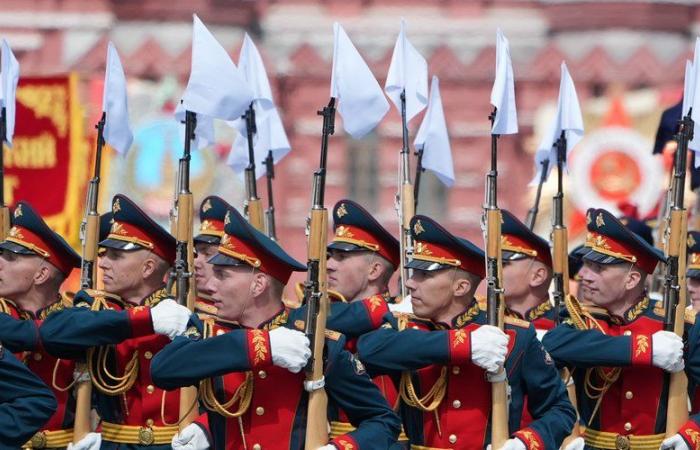 War in Ukraine: “You deserve fear” … The voice of Putin, Vladimir Soloviev, intimidates a French journalist in the middle of a military parade in Moscow