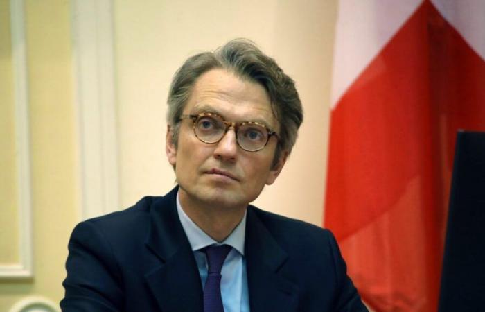 Sweden: Lightning resignation because of sensitive photos