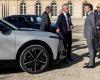 The president, Emmanuel Macron, will drive in a French car … Made in Italy!