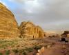 Petra: a sudden flood obliges tourists to leave the premises