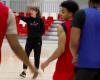 Basketball. Lauriane Dolt, pioneer of the male sidelines