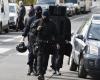 The father of a cryptocurrency magnate removed in the heart of Paris covers freedom after a police assault