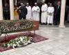 The images of the arrival of the coffin at the Grande Mosque de Paris