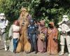 Fans disguise themselves, meet the films and fight with a lightsaber