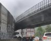 an impressive accident cause of important disturbances