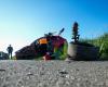 two drivers trapped on a departmental road
