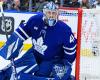 Maple Leafs: Stolarz leaves match No. 1 in the second period