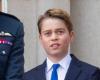 Without his sister Charlotte and his brother Louis, Prince George makes a surprise appearance alongside Kate and William