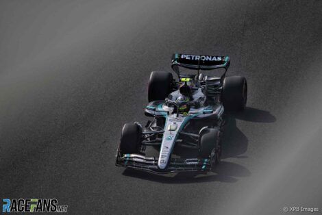 Lewis Hamilton, Mercedes, Yas Marina, 2024