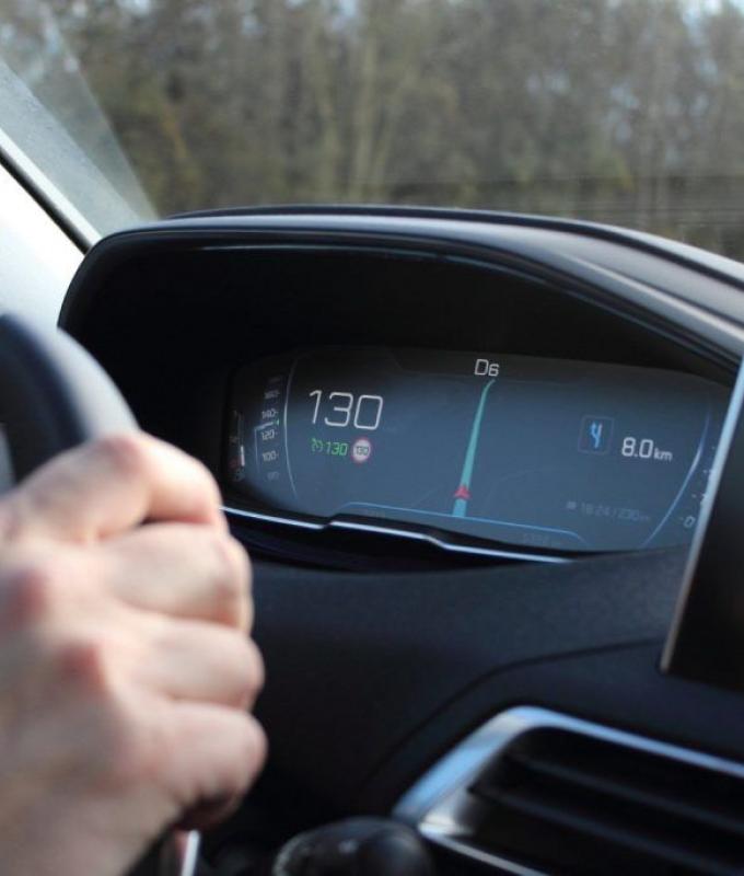 Why doesn’t your GPS indicate the same speed as your car speedometer?