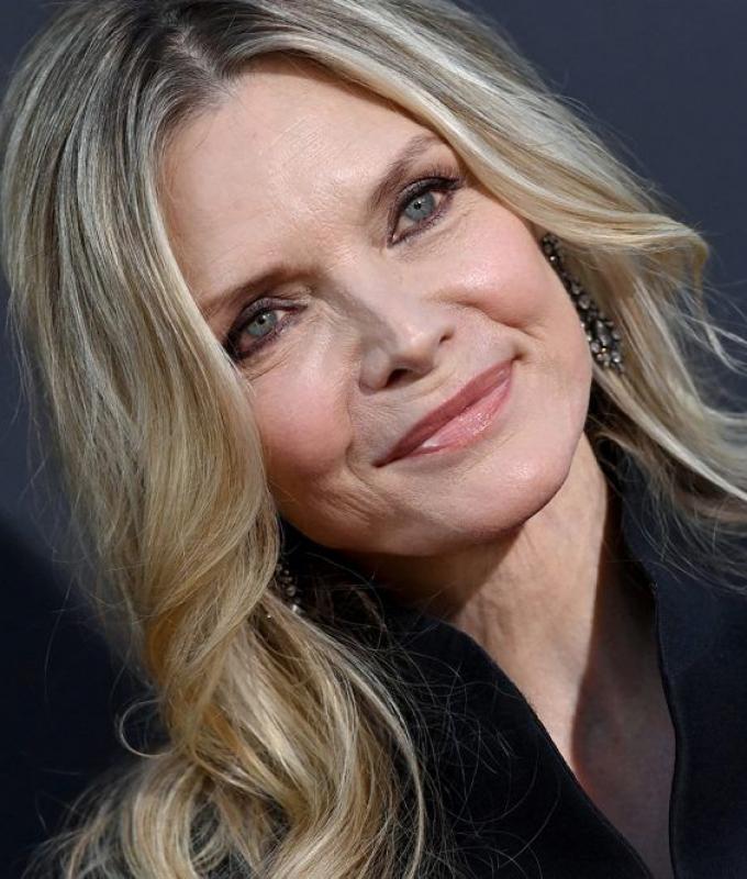 At 66, Michelle Pfeiffer proves her beauty is timeless
