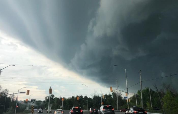 Severe thunderstorm warnings for areas of eastern Ontario and Outaouais