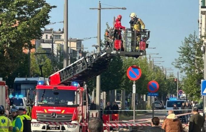 Two dead and three missing in an explosion in a building near Antwerp: the King will visit the site on Friday