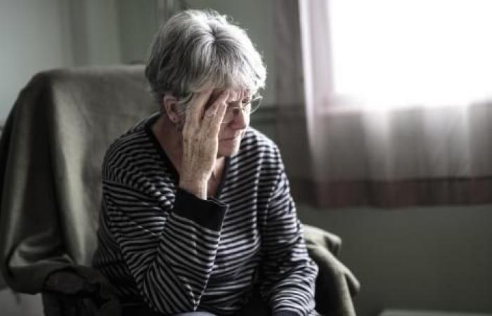 feeling sad may accelerate memory decline in older adults