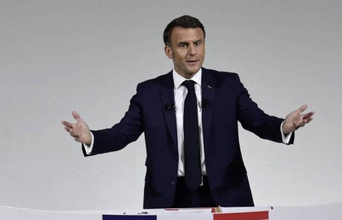 “We are among the crazy”, says Emmanuel Macron about the opposition programs