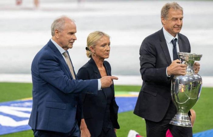 Warum Klinsmann Beckenbauers Witwe begleitete