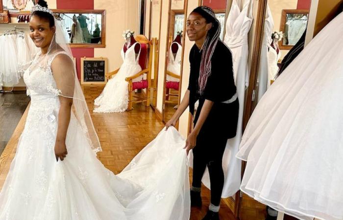 Up to four brides for one dress to save