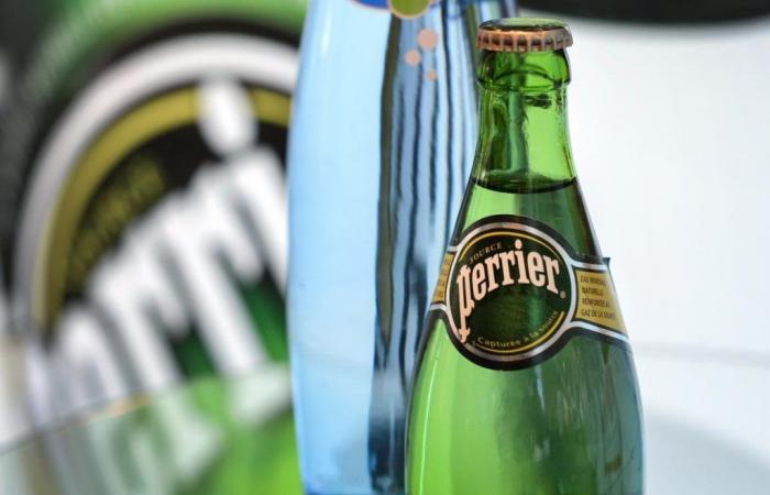 “Perrier, the water that makes you sputter”: why is the production of one-liter bottles suspended?