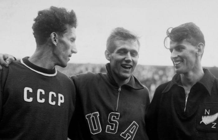 Cold War, uniting behind its athletes