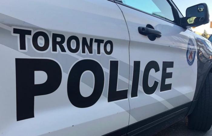 Teen killed in broad daylight shooting in Toronto