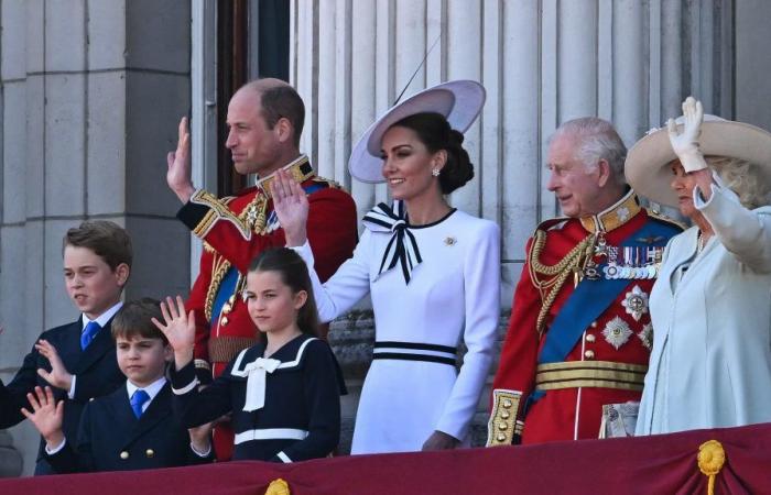 Charles, William, Kate… The royal family gathered on the balcony of Buckingham for the king’s birthday