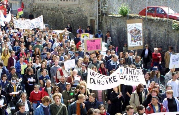 in 2002, more than 6,000 people marched in Laval