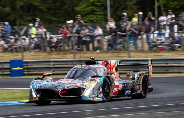 BMW van Frijns weer in action, Rossi leidt in LMGT3