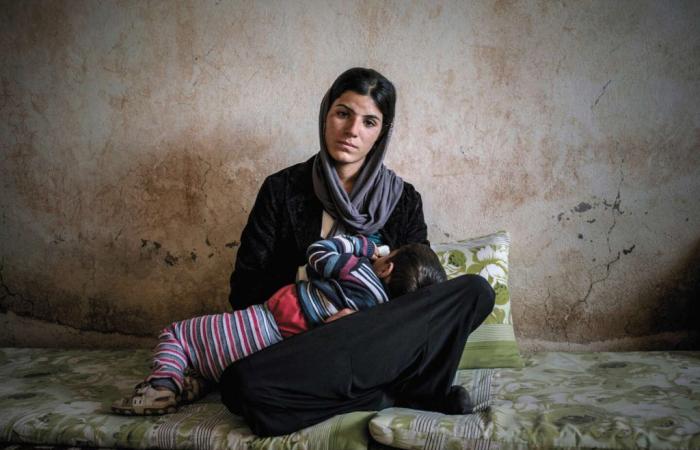 the trauma of surviving Yazidis photographed by Michel Slomka