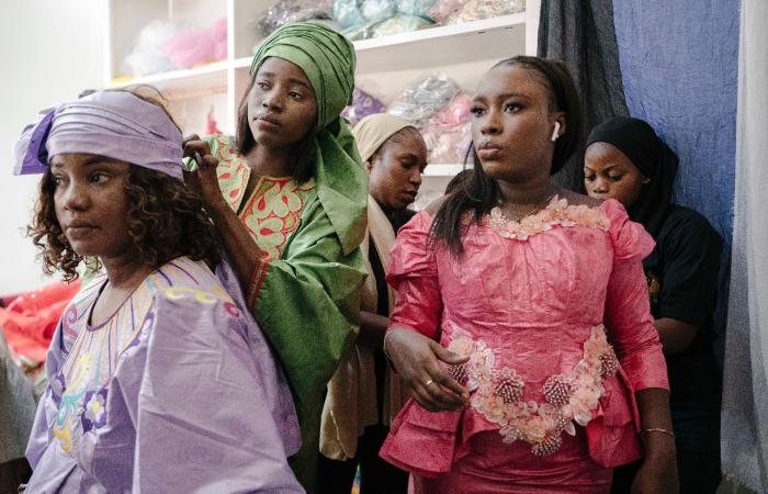 In Senegal, wear luxury outfits for Eid at half price
