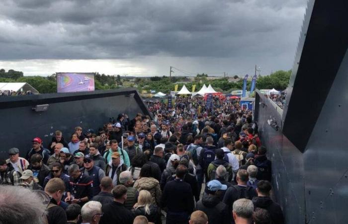 24 Hours of Le Mans. The historic attendance record still largely broken