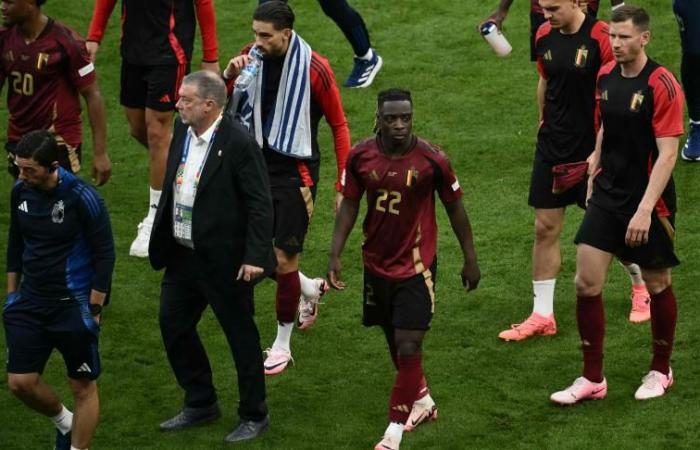 Doku at fault, Lukaku clumsy: the reports of the Red Devils against Slovakia
