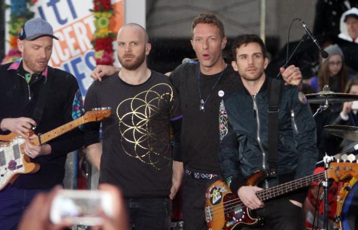 Copies of Coldplay’s new “vinyl” album use recycled materials