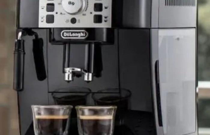 Looking for an inexpensive bean-to-cup coffee machine? Quickly grab this Delonghi offer